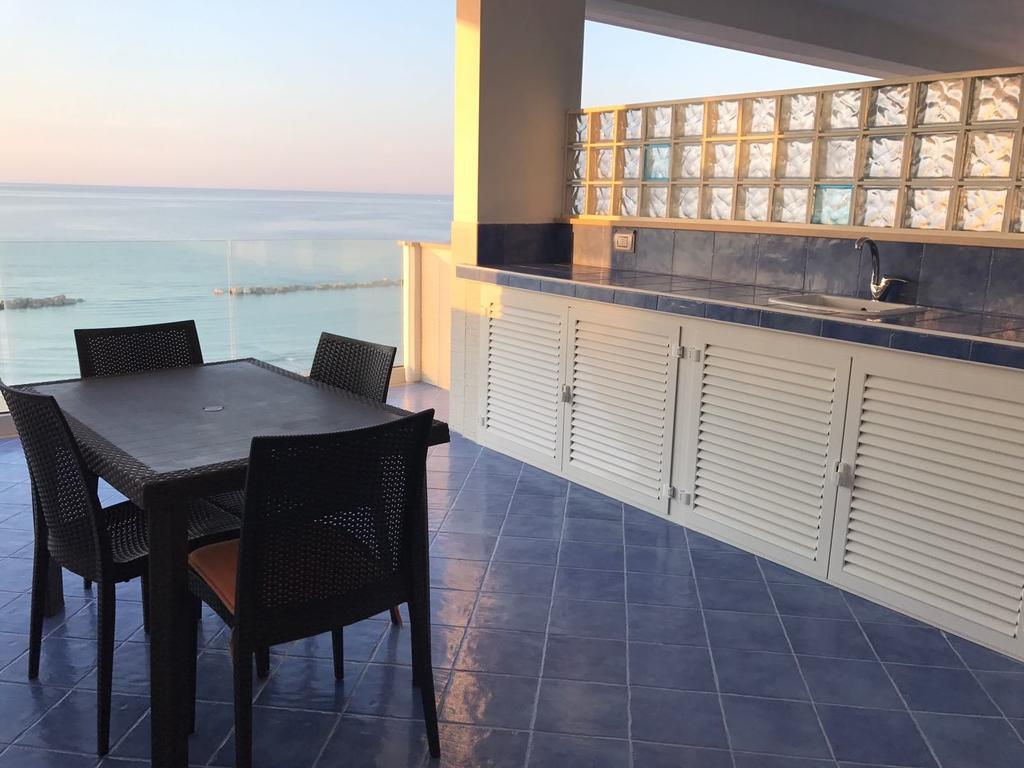 Apartment Sea View Termoli Luaran gambar