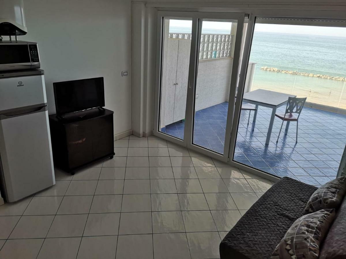 Apartment Sea View Termoli Luaran gambar